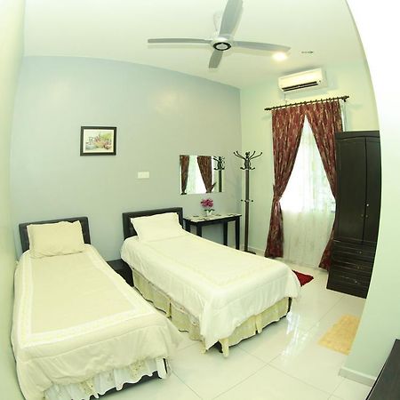 Twin Castle Homestay Kuala Pilah Εξωτερικό φωτογραφία